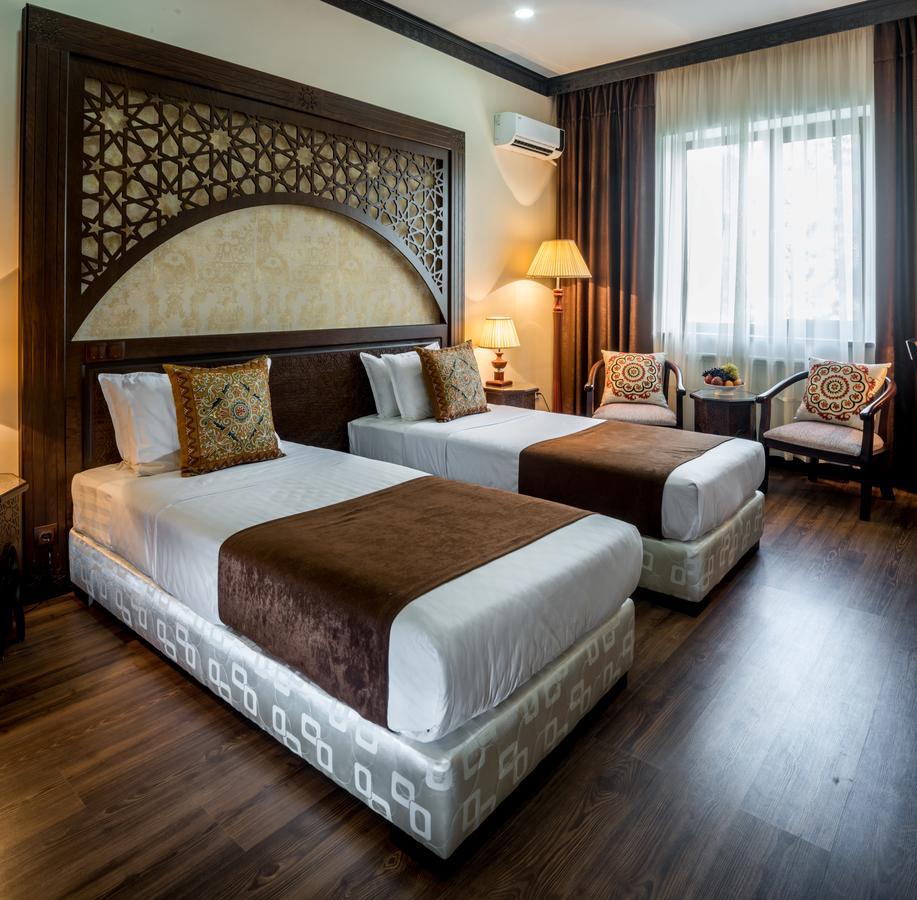 Orient Star Hotel Szamarkand Kültér fotó